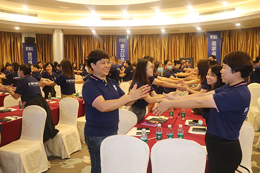 富(fu)軒們(men)窗超級店(diàn)長(zhang)特訓營(ying)助你乘勢(shi)而上-業績倍增