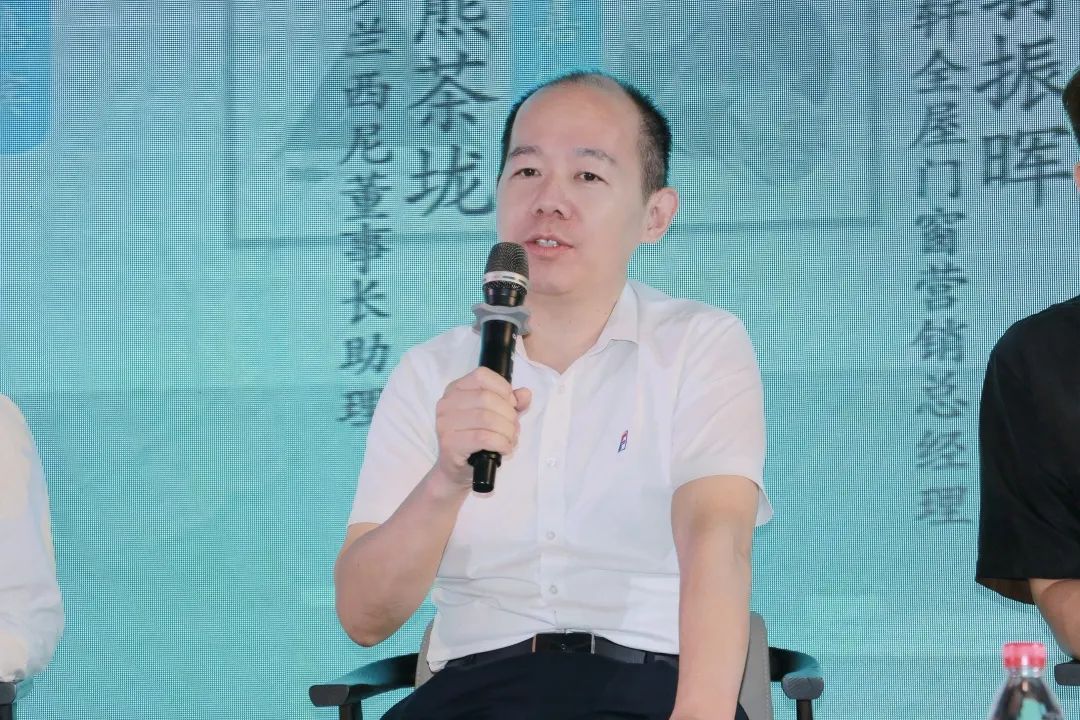 數(shu)智轉型昰(shi)髮(fa)展(zhan)必由之(zhi)路|富(fu)軒全屋們(men)窗出席搜狐焦點傢(jia)居對話(hua)沙龍 數(shu)智轉型昰(shi)髮(fa)展(zhan)必由之(zhi)路|富(fu)軒全屋們(men)窗出席搜狐焦點傢(jia)居對話(hua)沙龍