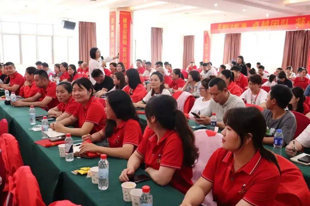 聚(ju)勢(shi)燎原 再戰新(xin)征程(cheng) | 2023富(fu)軒全屋們(men)窗年(nian)中(zhong)營(ying)銷峰會圓滿收官！ 