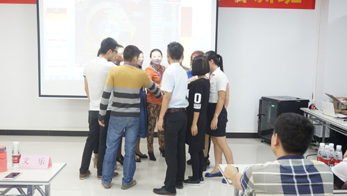 2015年(nian)富(fu)軒商(shang)學(xué)院（第一(yi)期）導(dao)購(gòu)培訓班精(jīng)彩圖文(wén)報道
