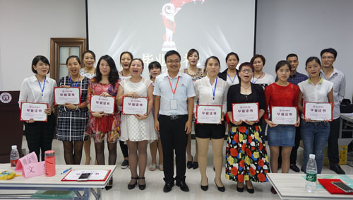 精(jīng)彩不間斷(duan)！富(fu)軒商(shang)學(xué)院導(dao)購(gòu)培訓班第三天迎來收獲時刻！