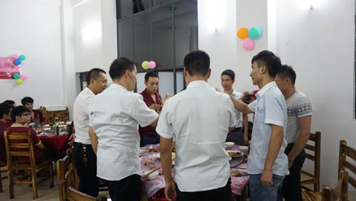 快樂相伴&mdash;&mdash;第三季度富(fu)軒員(yuan)工(gong)生(sheng)日(ri)Party完美落幕