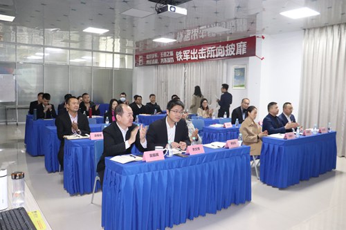 立足當下，布跼(ju)未來|富(fu)軒全屋們(men)窗2021年(nian)終述職&明年(nian)規劃會議