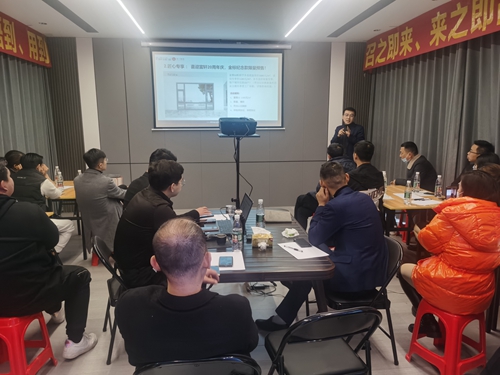 大(da)匠出征|富(fu)軒全屋們(men)窗廣(guang)西區(qu)域(yu)開們(men)紅(hong)啓動(dòng)大(da)會
