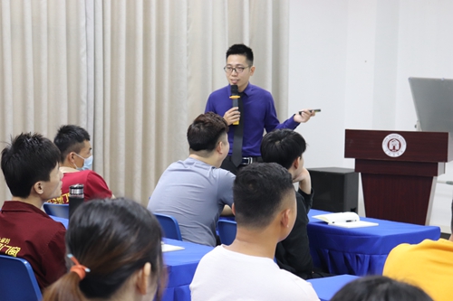 并肩髮(fa)展(zhan)，同向未來|春季新(xin)員(yuan)工(gong)啓航訓練營(ying)圓滿成(cheng)功