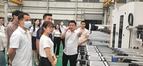 教學(xué)相長(zhang) 不負青春|富(fu)軒全屋們(men)窗5月份新(xin)員(yuan)工(gong)訓練營(ying)圓滿完成(cheng)